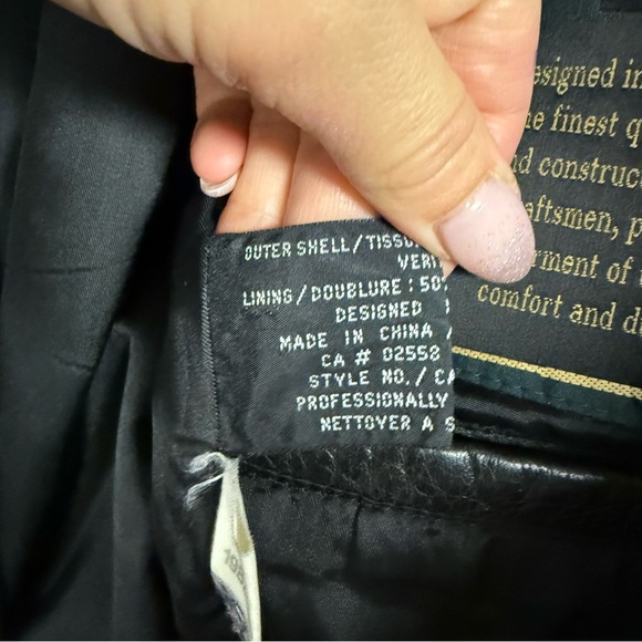 Danier Black Genuine Leather Zip Jacket Canada Classic Moto Style Outerwear - Picture 15 of 16